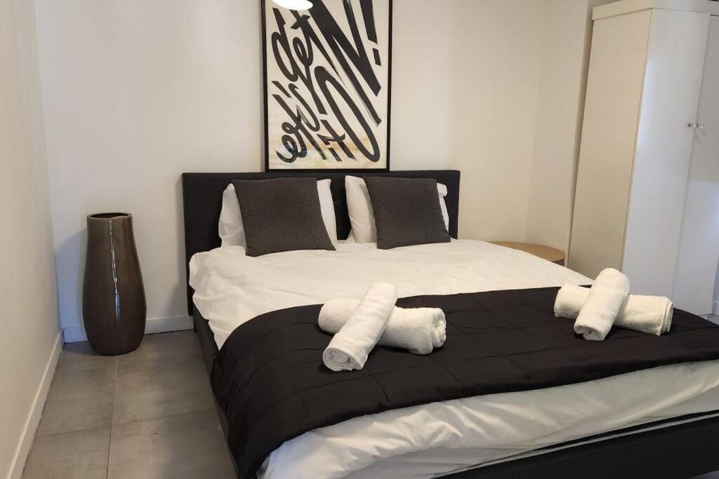 דירת גג Wow מול רוטשילד תל אביב Apartment Luaran gambar